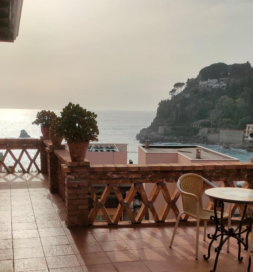 Hotel Villino Gallodoro Taormina Exterior photo