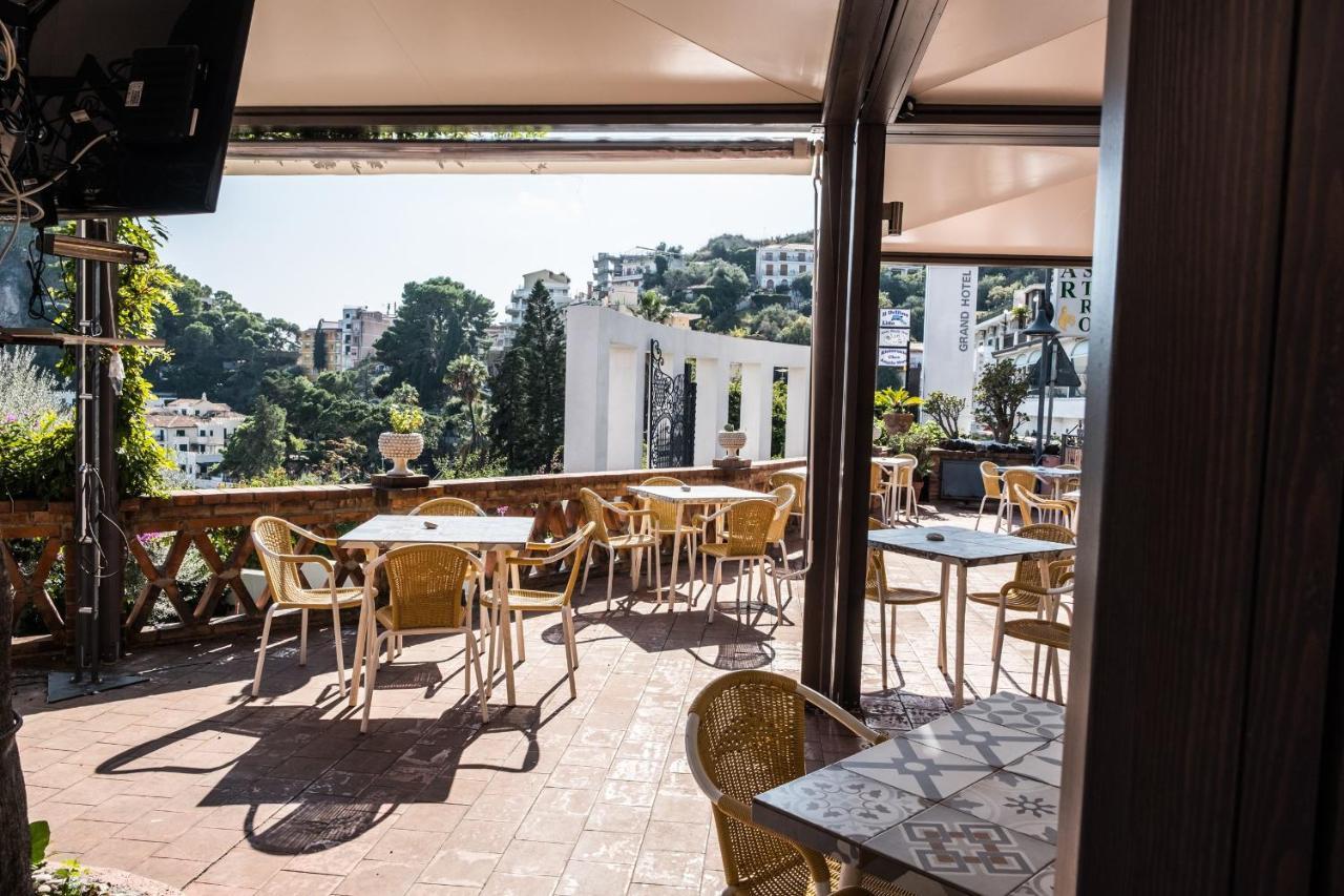 Hotel Villino Gallodoro Taormina Exterior photo
